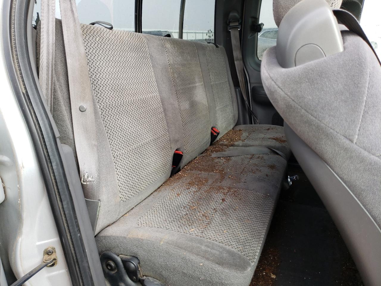 Photo 6 from auction – 2002 FORD F150 with VIN 1FTRX17232NB32708