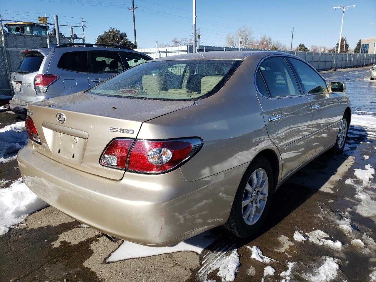 Photo 4 from auction – 2004 LEXUS ES 330 with VIN JTHBA30G645037954