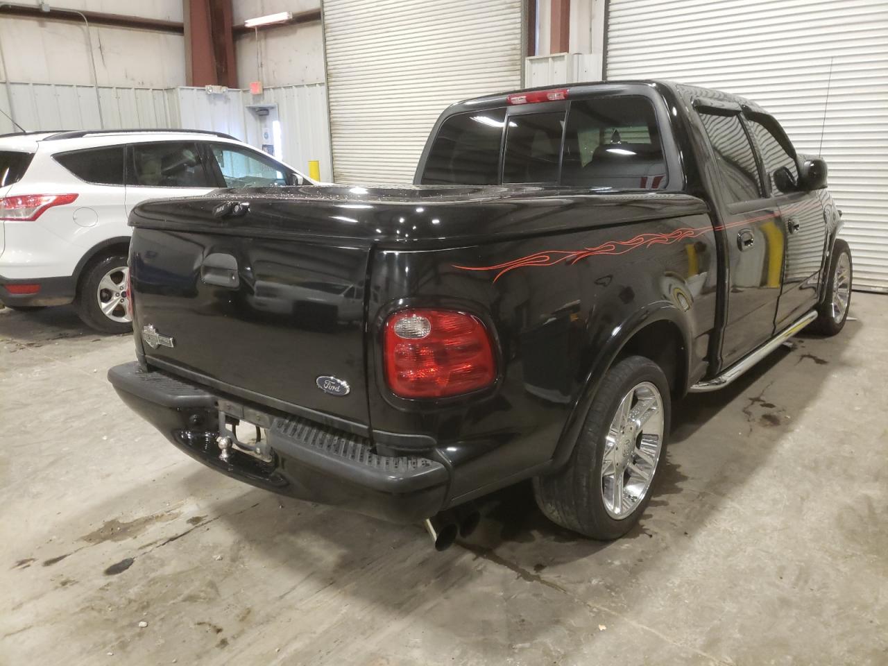 Photo 4 from auction – 2002 FORD F150 SUPER with VIN 1FTRW07362KC96056