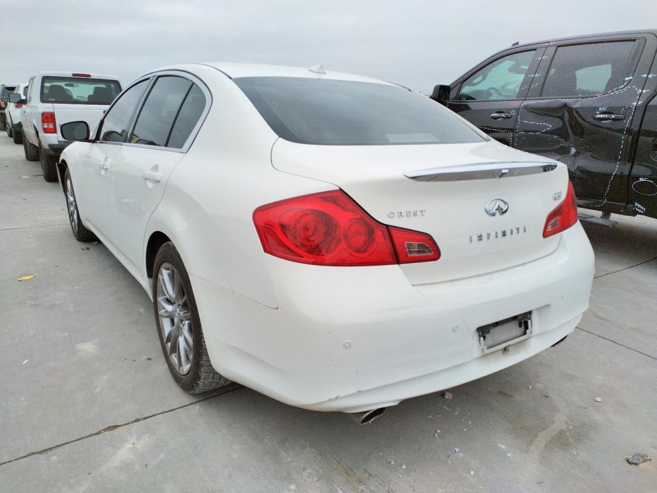 Photo 3 from auction – 2011 INFINITI G37 BASE with VIN JN1CV6AP3BM502660