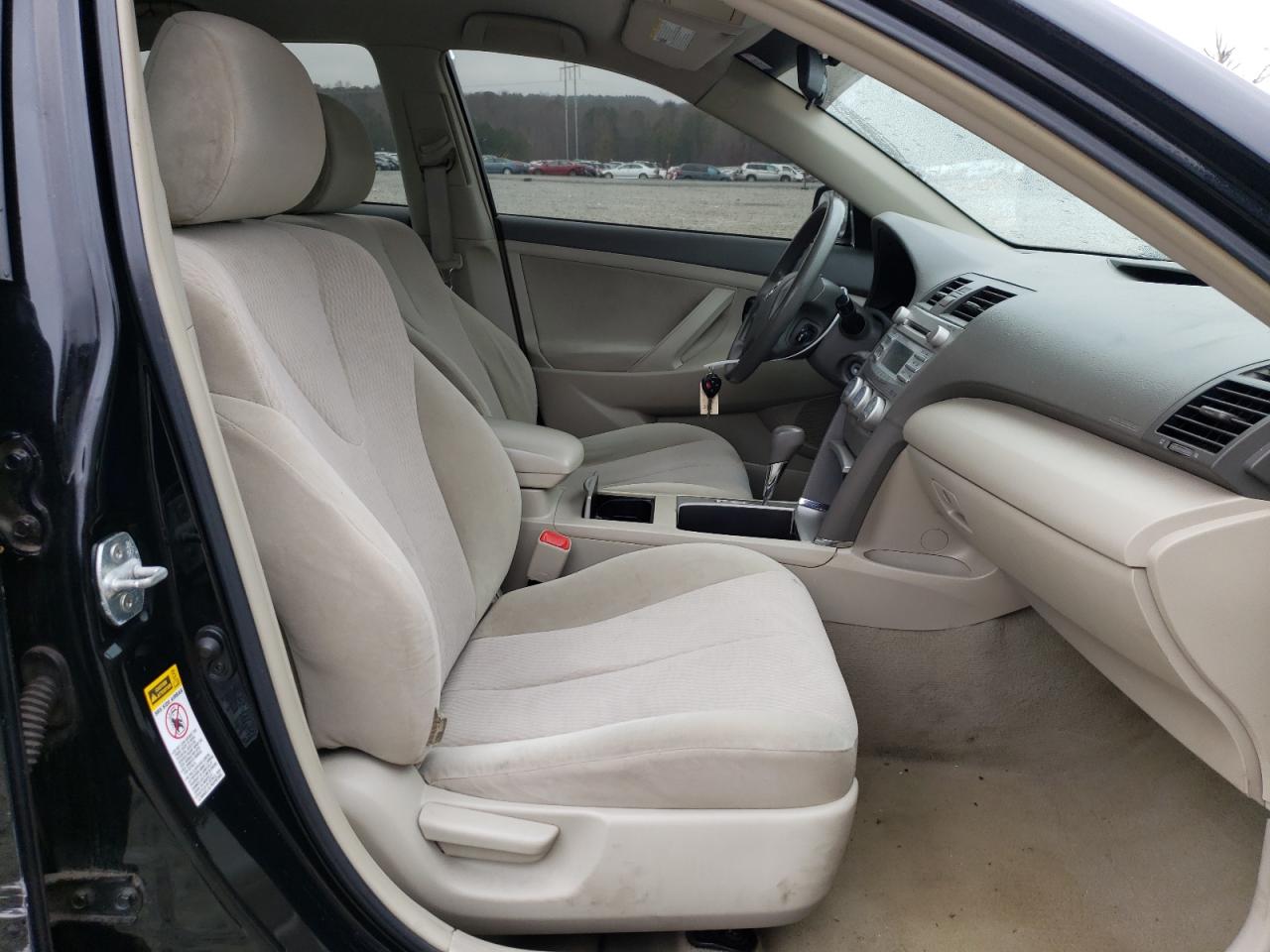Photo 5 from auction – 2010 TOYOTA CAMRY BASE with VIN 4T1BF3EK8AU546862