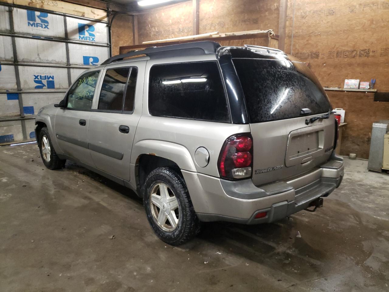 Photo 3 from auction – 2003 CHEVROLET TRAILBLAZE with VIN 1GNET16S736228419
