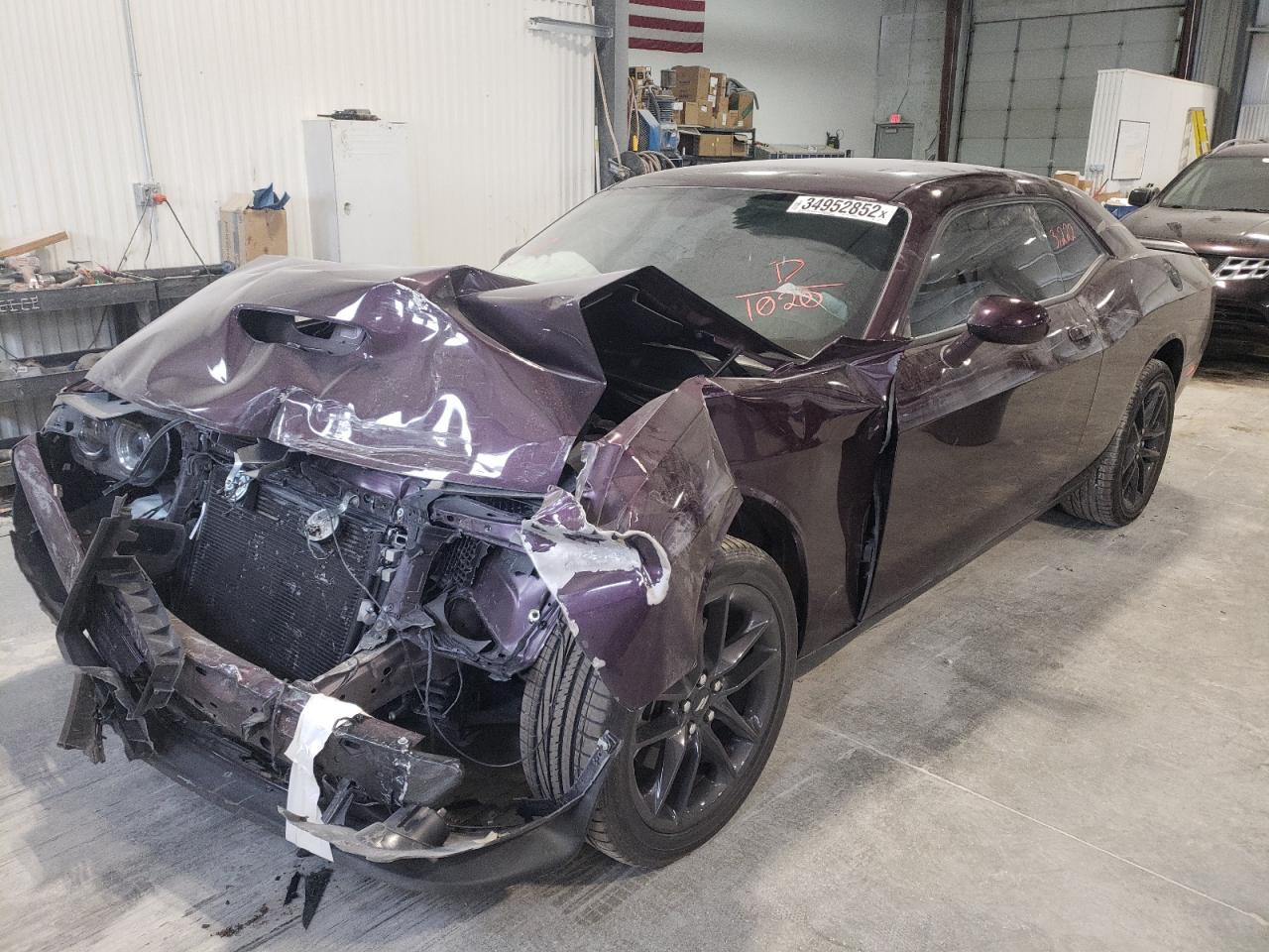 Photo 2 from auction – 2021 DODGE CHALLENGER with VIN 2C3CDZKG5MH611020