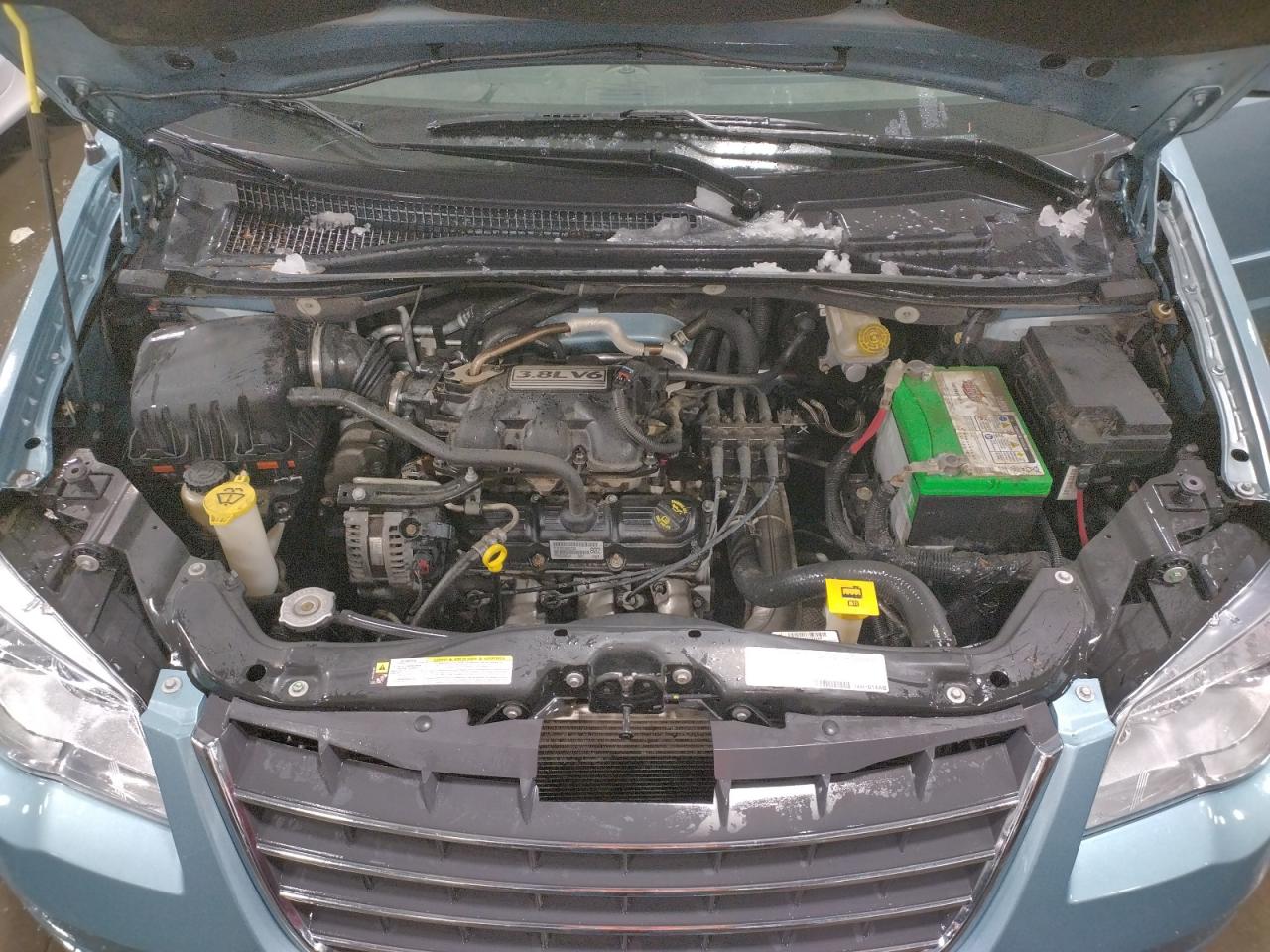 Photo 7 from auction – 2008 CHRYSLER TOWN & COU with VIN 2A8HR54P48R709747