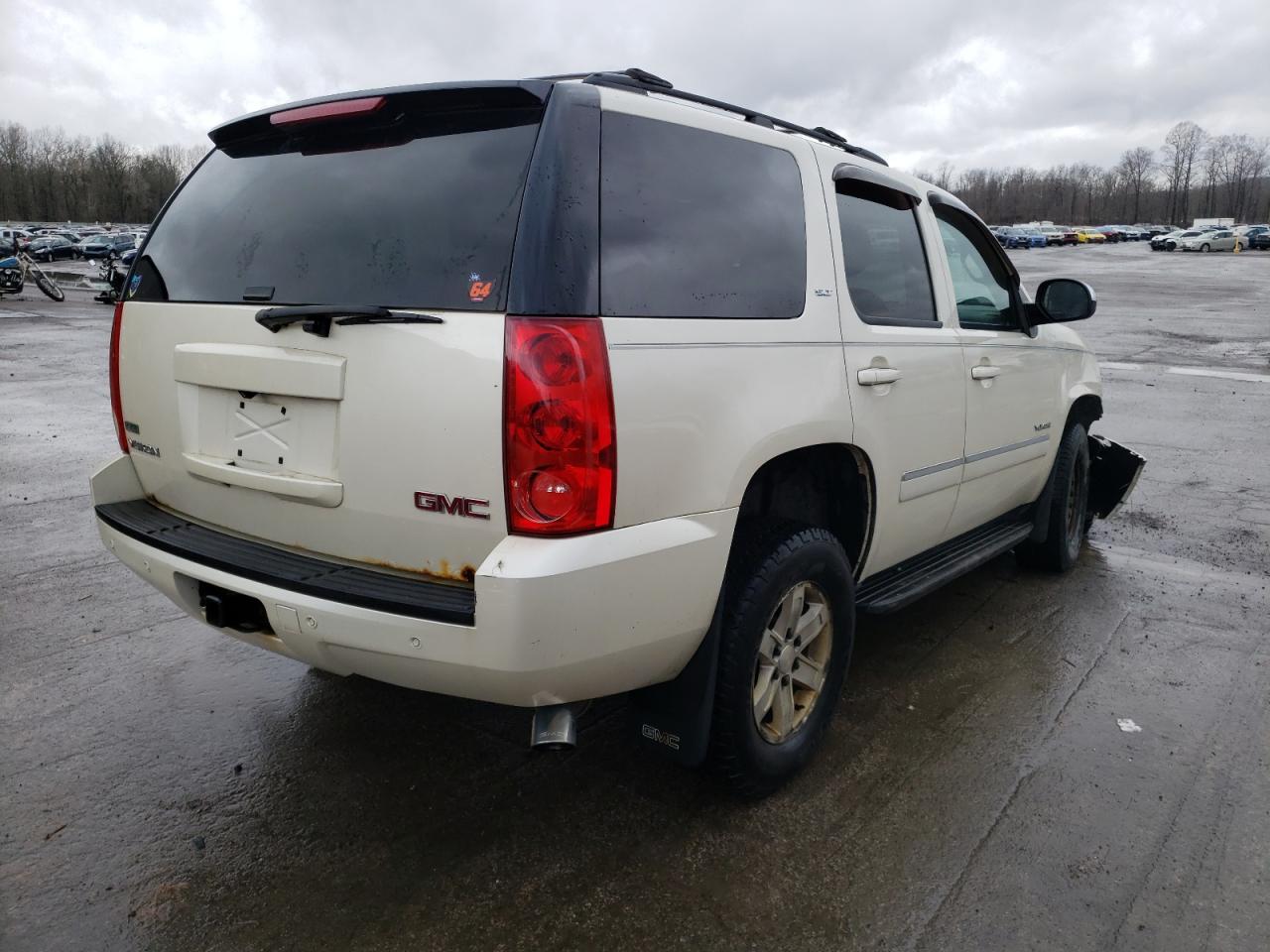 Photo 4 from auction – 2011 GMC YUKON SLT with VIN 1GKS2CE04BR202291
