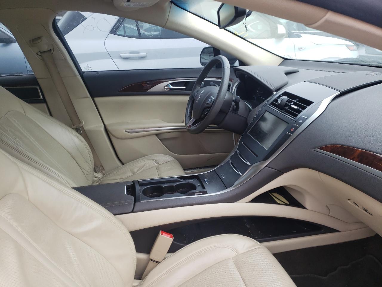 Photo 5 from auction – 2014 LINCOLN MKZ HYBRID with VIN 3LN6L2LU3ER823973