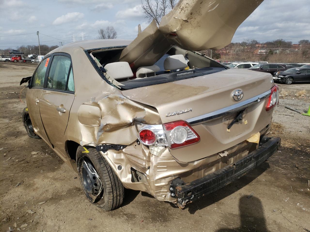 Zdjęcie 3 z aukcji – 2011 TOYOTA COROLLA BA z VIN JTDBU4EE9B9142841