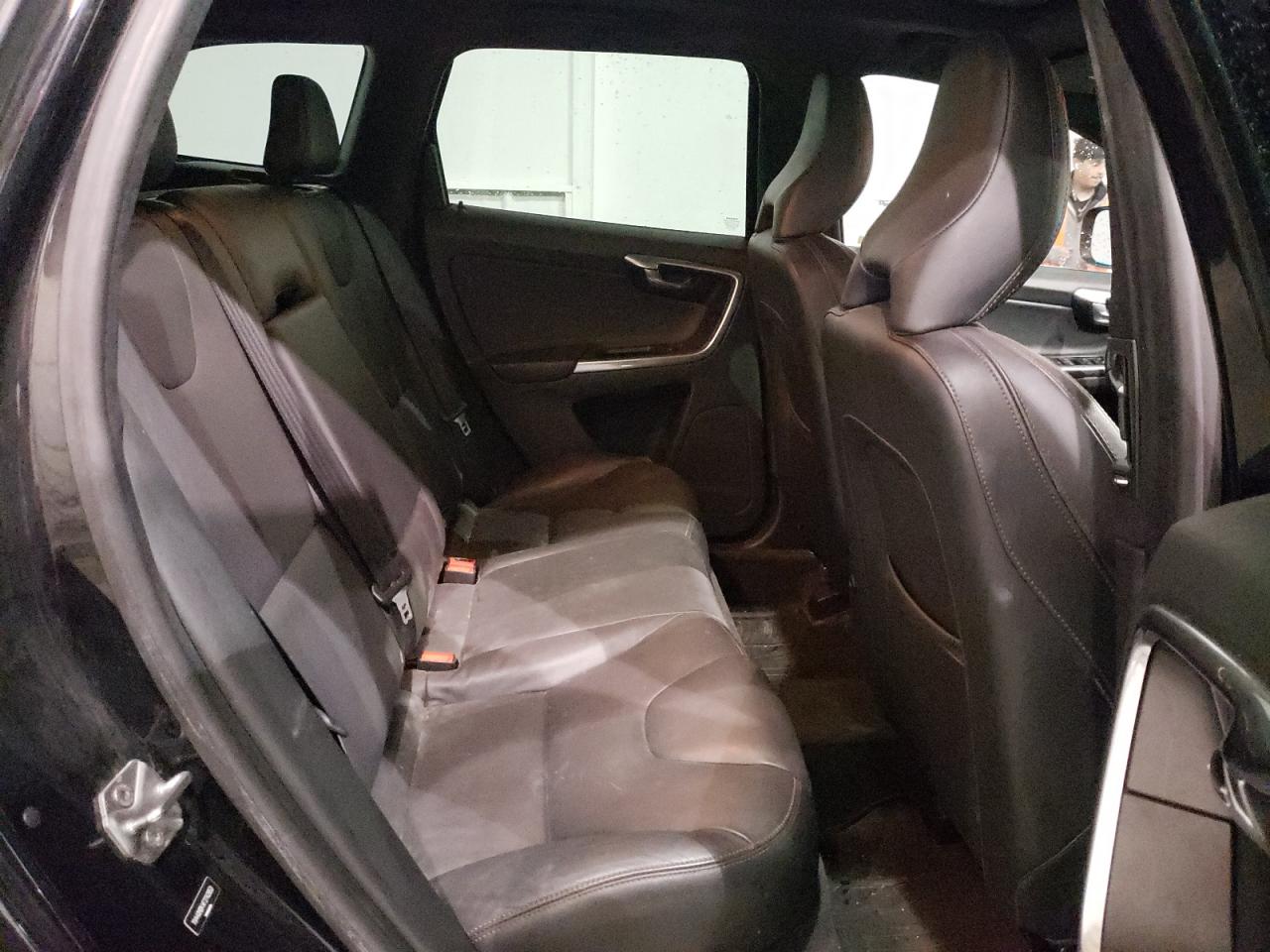 Photo 6 from auction – 2015 VOLVO XC60 T5 PR with VIN YV440MDK4F2742853