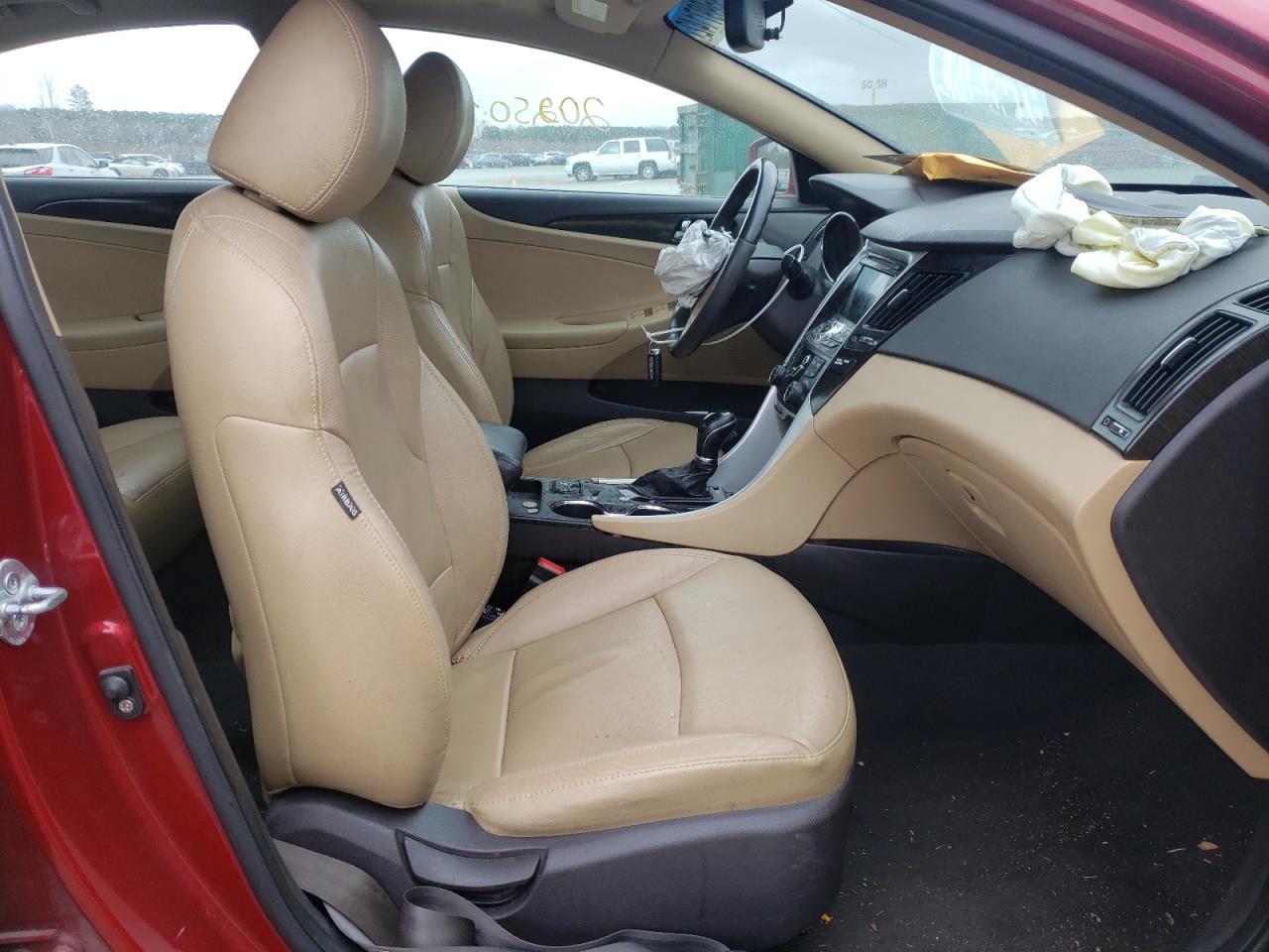 Photo 5 from auction – 2011 HYUNDAI SONATA SE with VIN 5NPEC4AC6BH096445