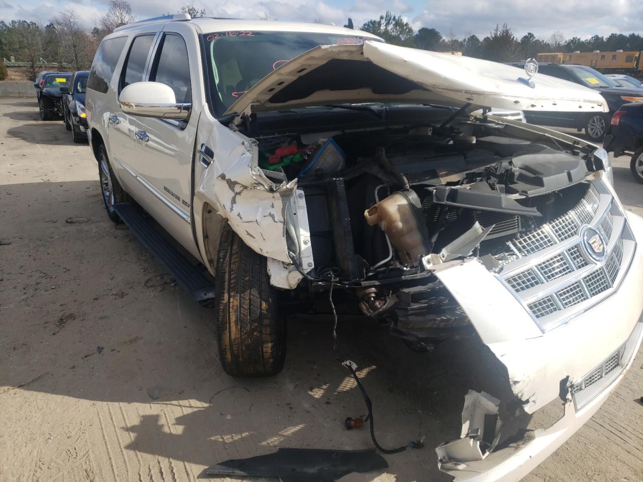 CADILLAC ESCALADE E 2013 with VIN 1GYS4KEF5DR286218 - Photo from auction