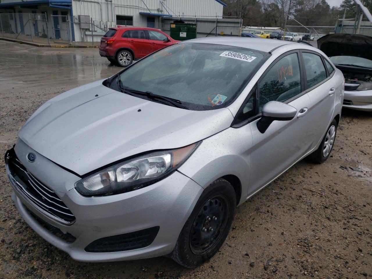 Photo 2 from auction – 2017 FORD FIESTA S with VIN 3FADP4AJ5HM101948
