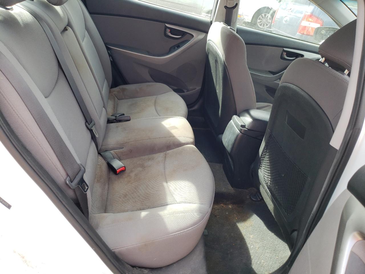 Photo 6 from auction – 2015 HYUNDAI ELANTRA with VIN 5NPDH4AE8FH640125