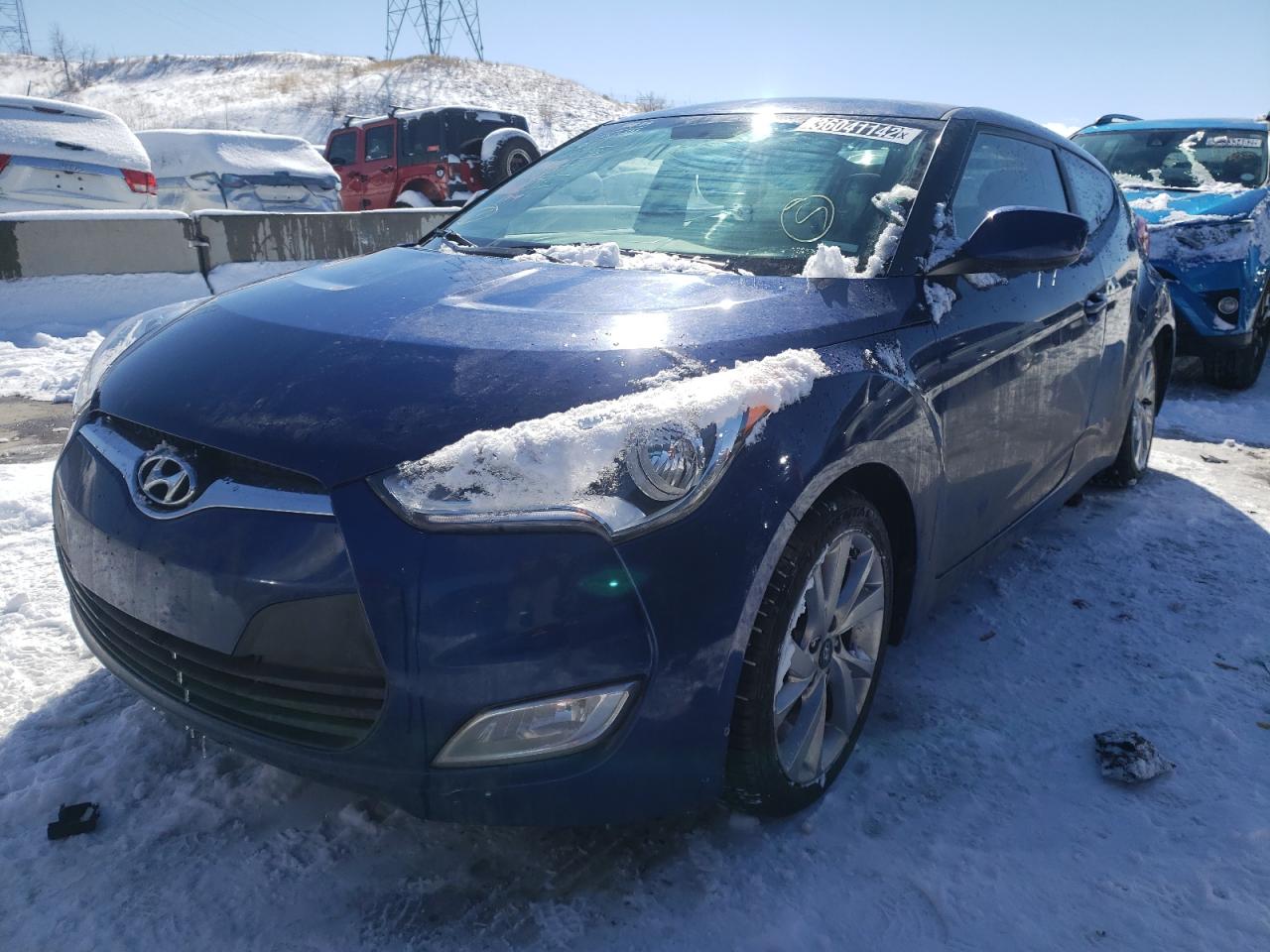 Photo 2 from auction – 2017 HYUNDAI VELOSTER with VIN KMHTC6AD5HU308225
