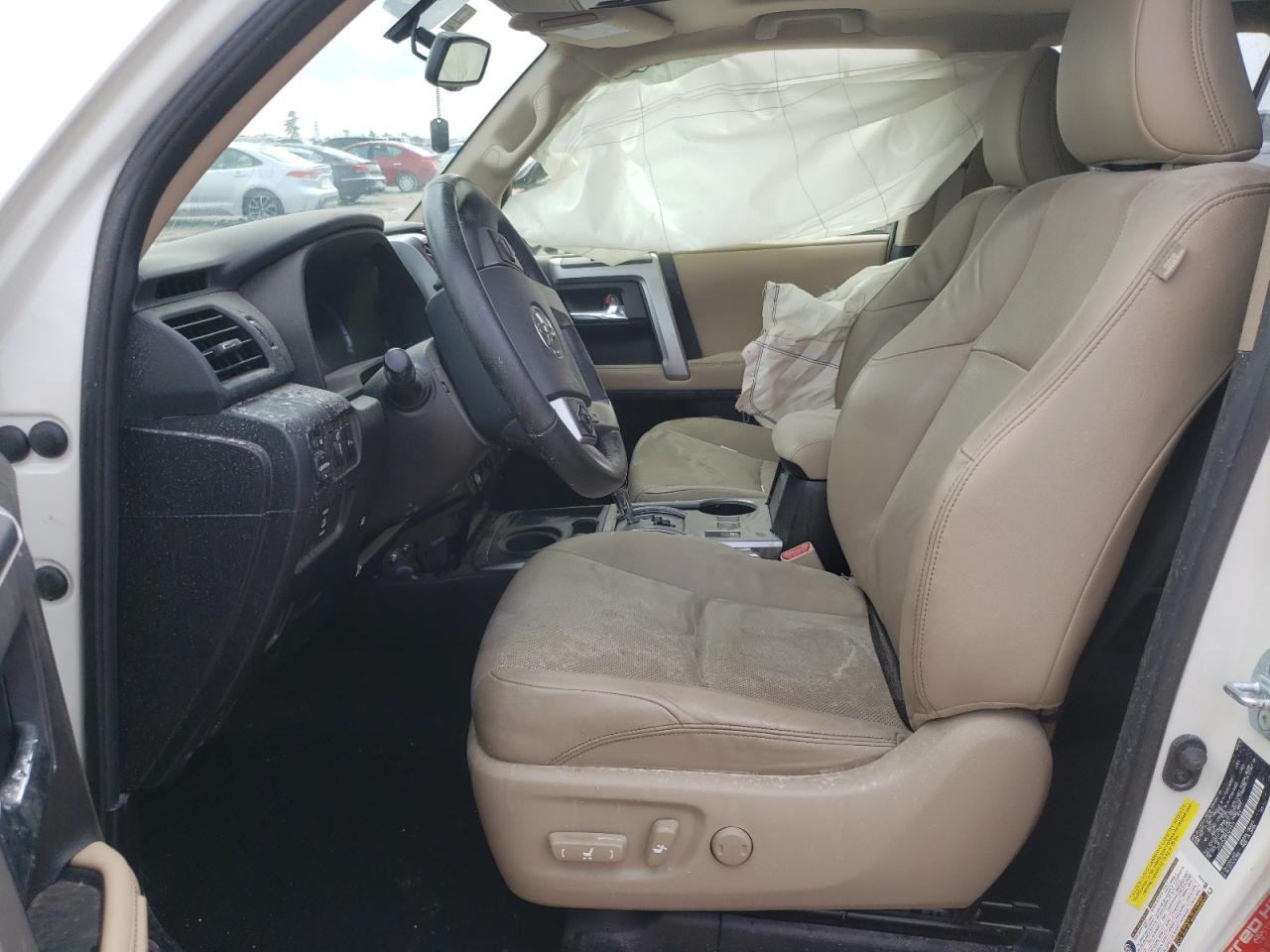 Photo 5 from auction – 2014 TOYOTA 4RUNNER SR with VIN JTEZU5JR8E5076819