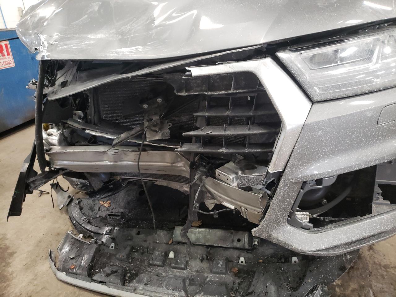 Photo 9 from auction – 2018 AUDI Q7 PREMIUM with VIN WA1LHAF76JD024601