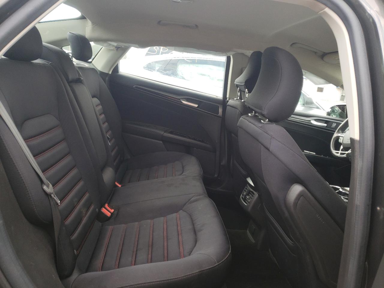 Photo 6 from auction – 2016 FORD FUSION SE with VIN 3FA6P0H77GR337661