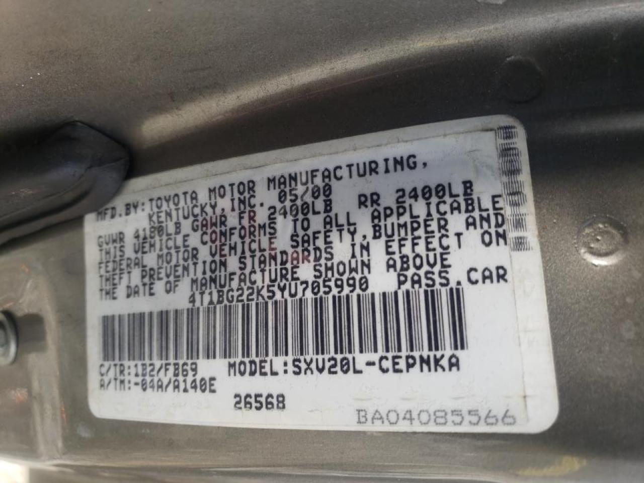 Photo 10 from auction – 2000 TOYOTA CAMRY CE with VIN 4T1BG22K5YU705990