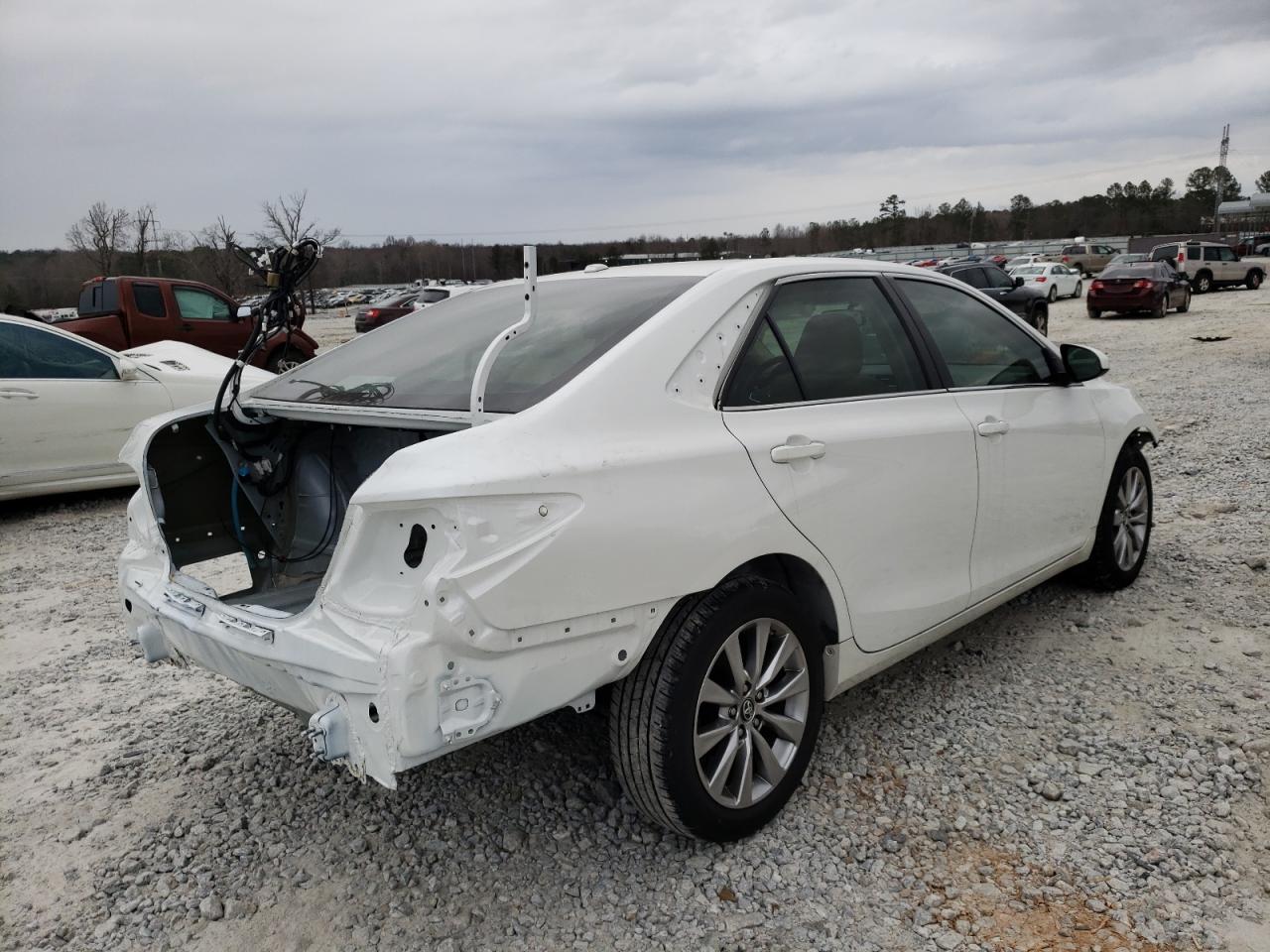 Photo 4 from auction – 2017 TOYOTA CAMRY LE with VIN 4T1BF1FKXHU714336