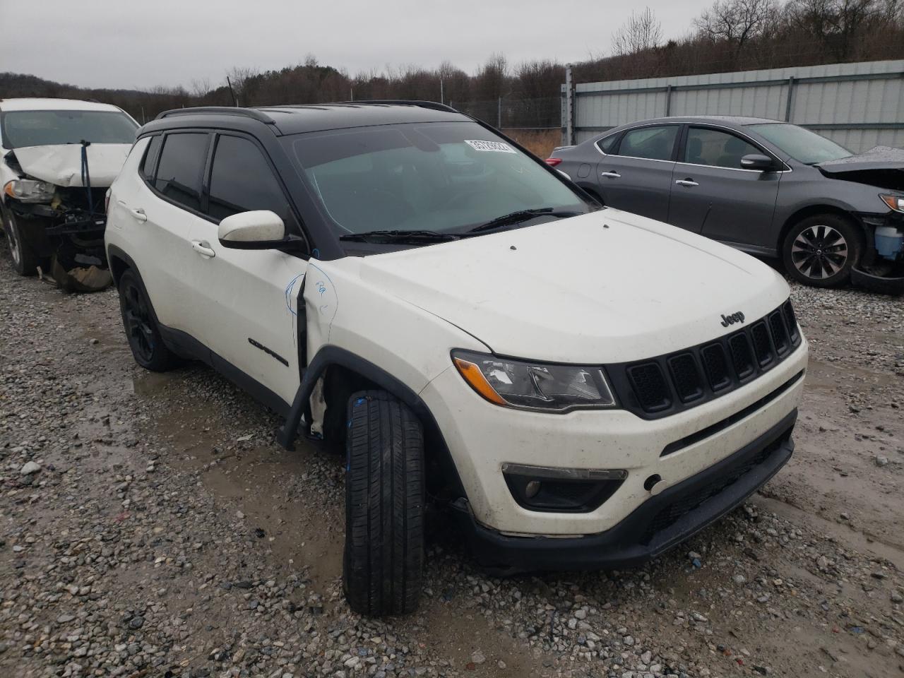 JEEP COMPASS LA 2018 with VIN 3C4NJCBB2JT326941 - Photo from auction