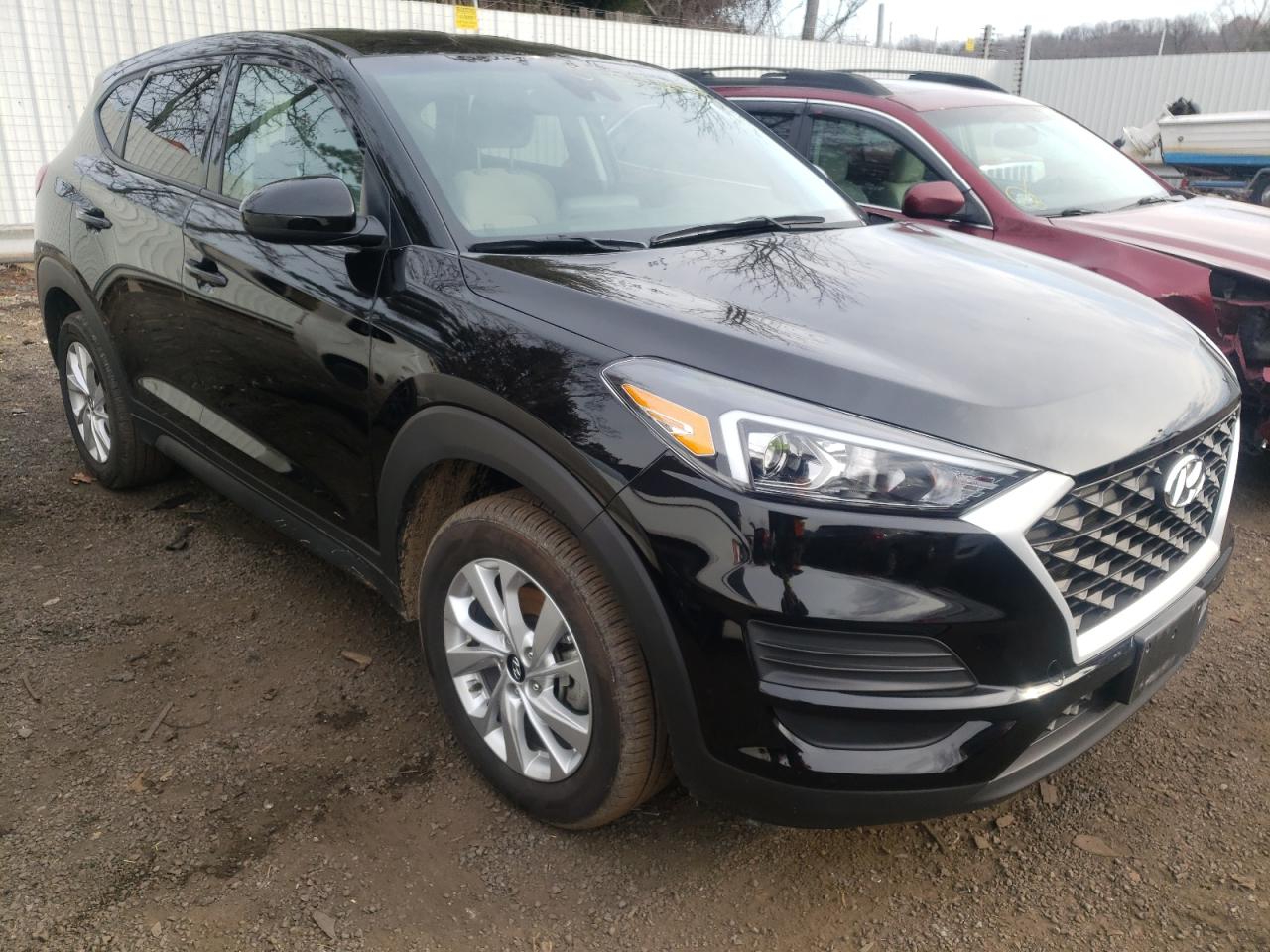 Photo 1 from auction – 2019 HYUNDAI TUCSON SE with VIN KM8J2CA44KU978882