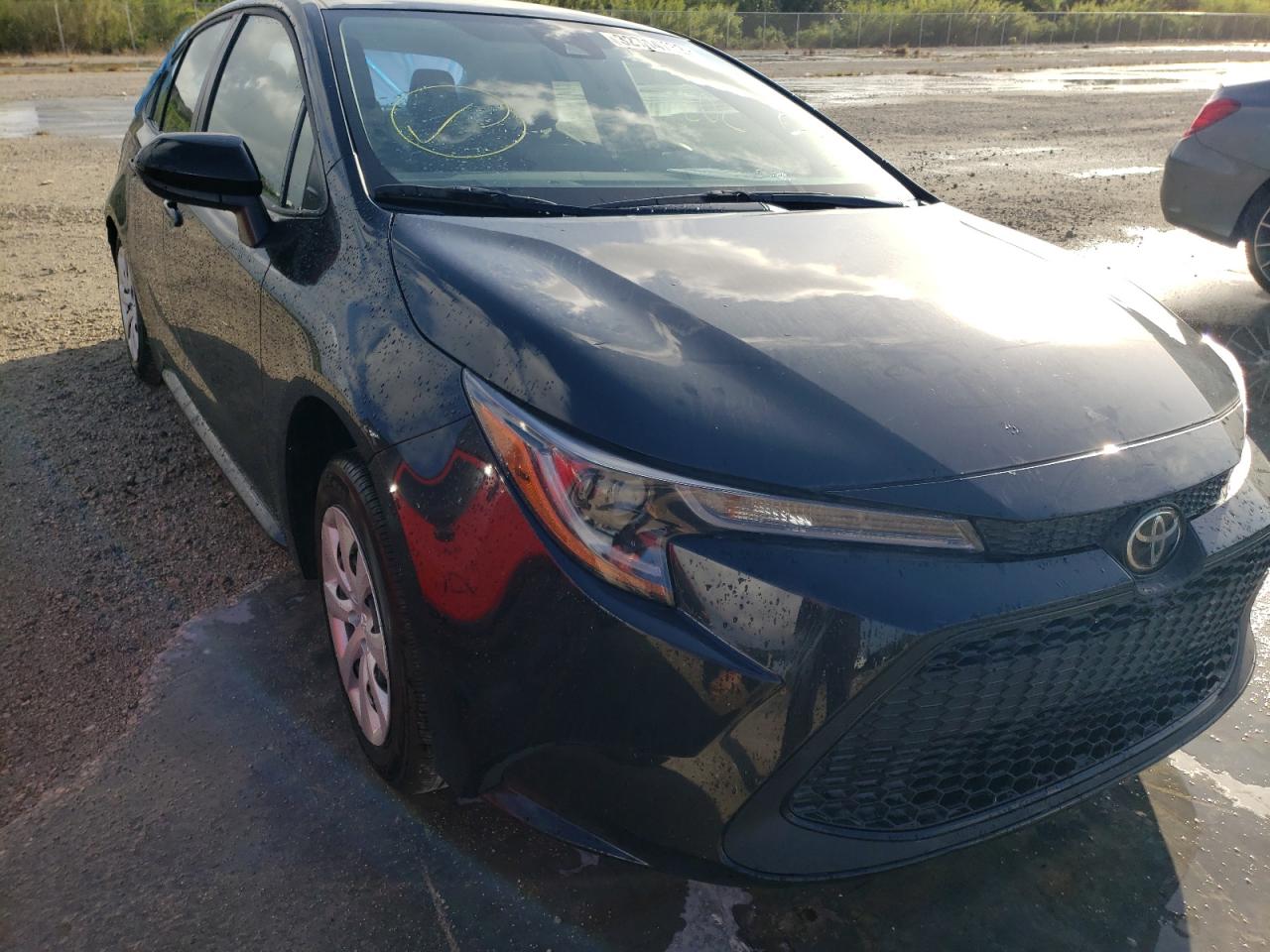TOYOTA COROLLA LE 2022 with VIN JTDEPMAE8NJ201357 - Photo from auction