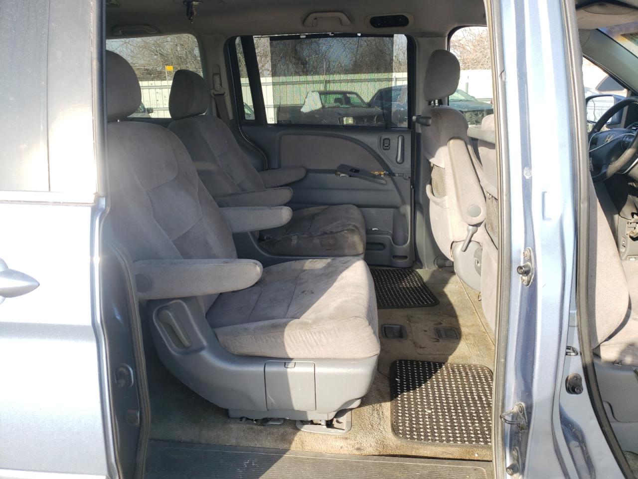 Photo 6 from auction – 2006 HONDA ODYSSEY with VIN 5FNRL38456B073186