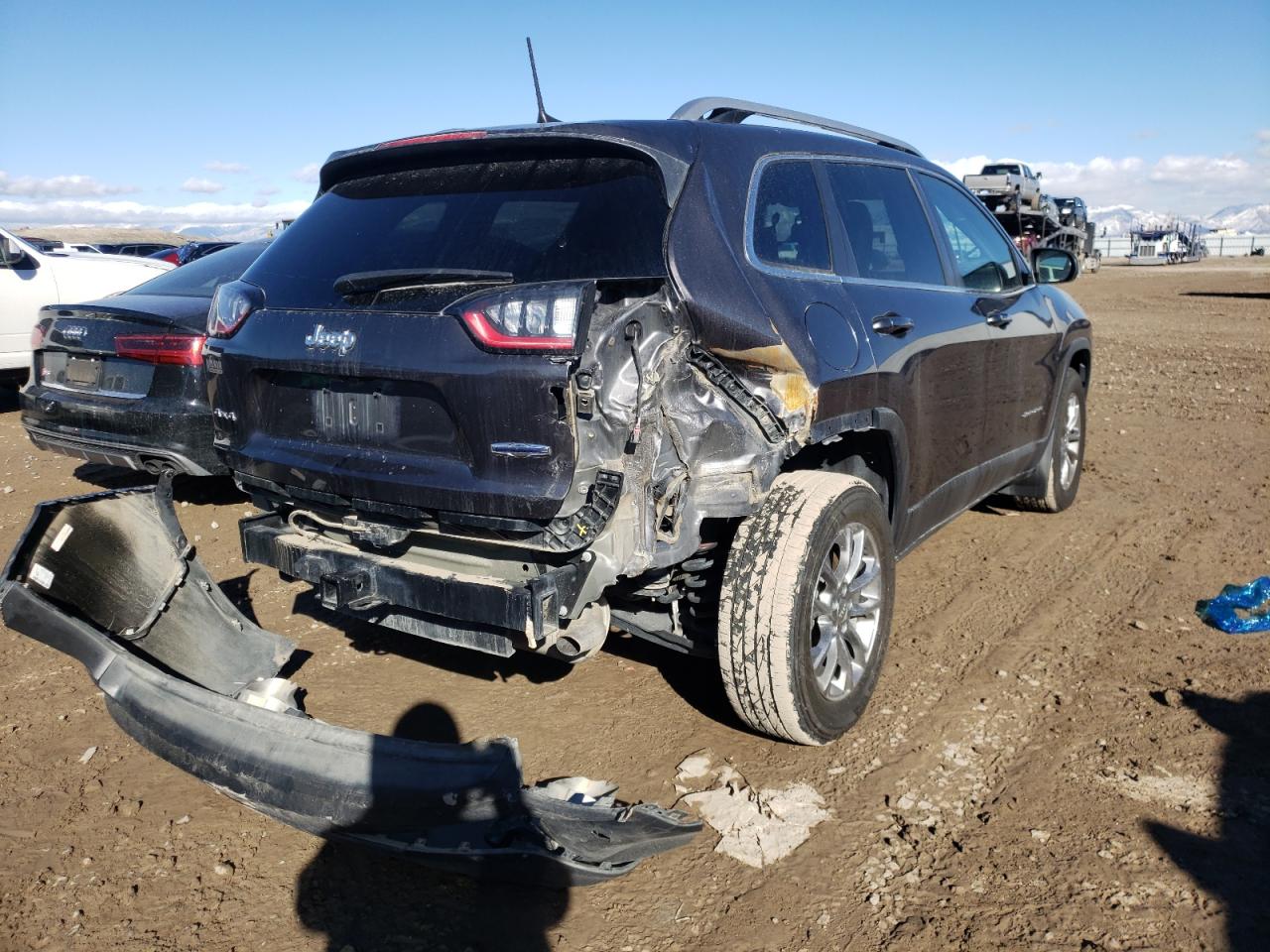 Photo 4 from auction – 2019 JEEP CHEROKEE L with VIN 1C4PJMLX1KD231769