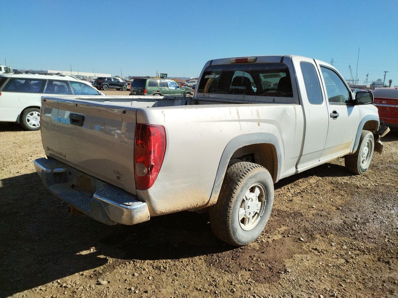 Photo 4 from auction – 2004 CHEVROLET COLORADO with VIN 1GCDT196648220871