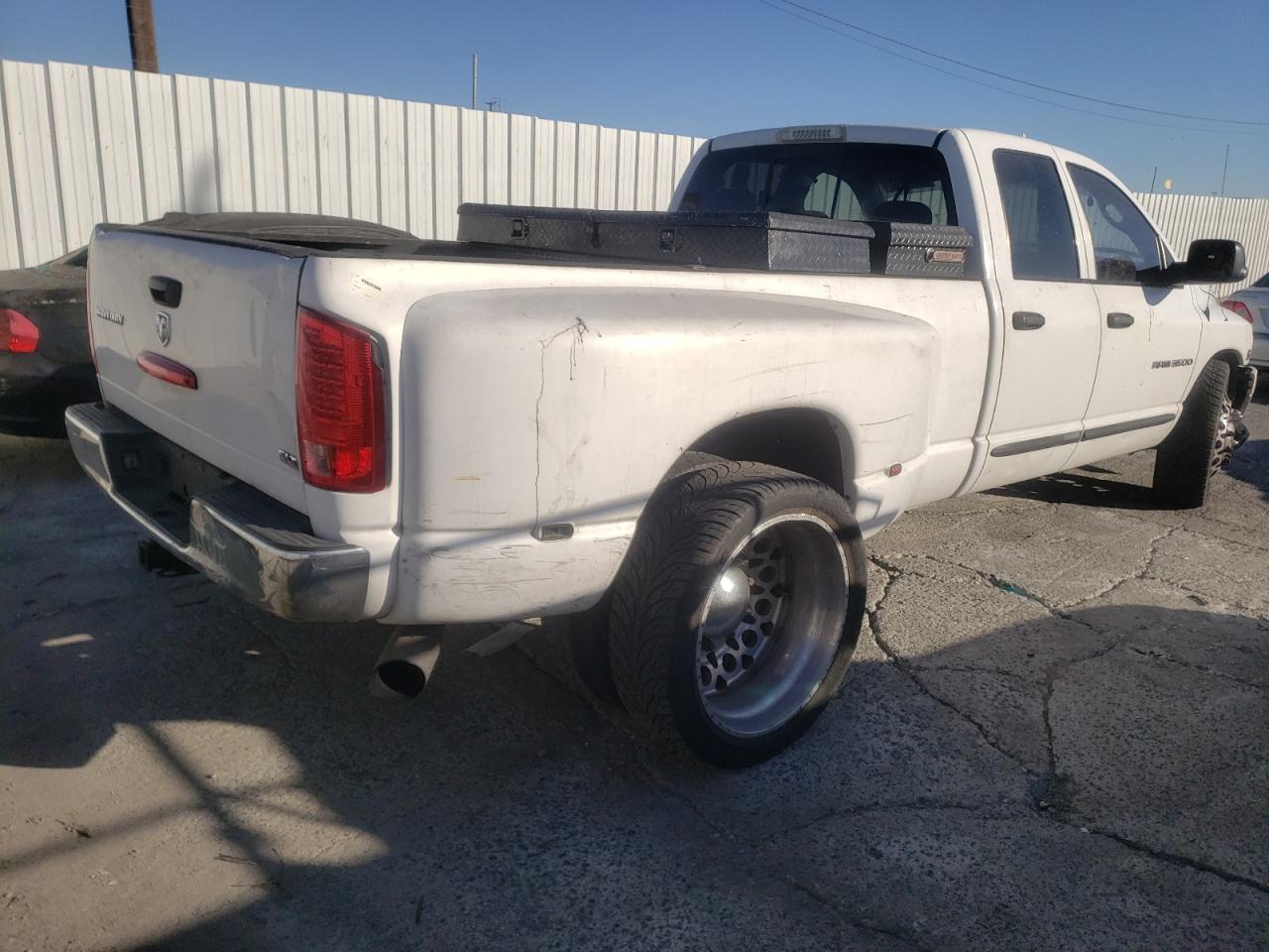 Photo 4 from auction – 2005 DODGE RAM 3500 S with VIN 3D7MR48C65G823649