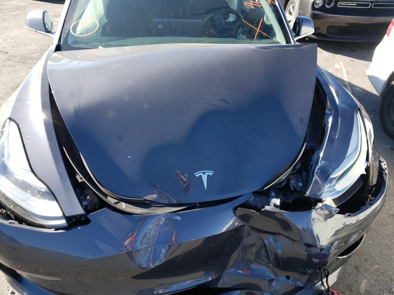 Photo 7 from auction – 2018 TESLA MODEL 3 with VIN 5YJ3E1EBXJF185983