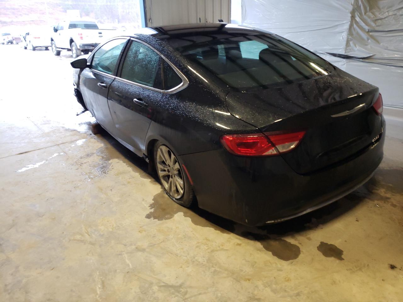 Photo 3 from auction – 2016 CHRYSLER 200 LIMITE with VIN 1C3CCCAB6GN139167