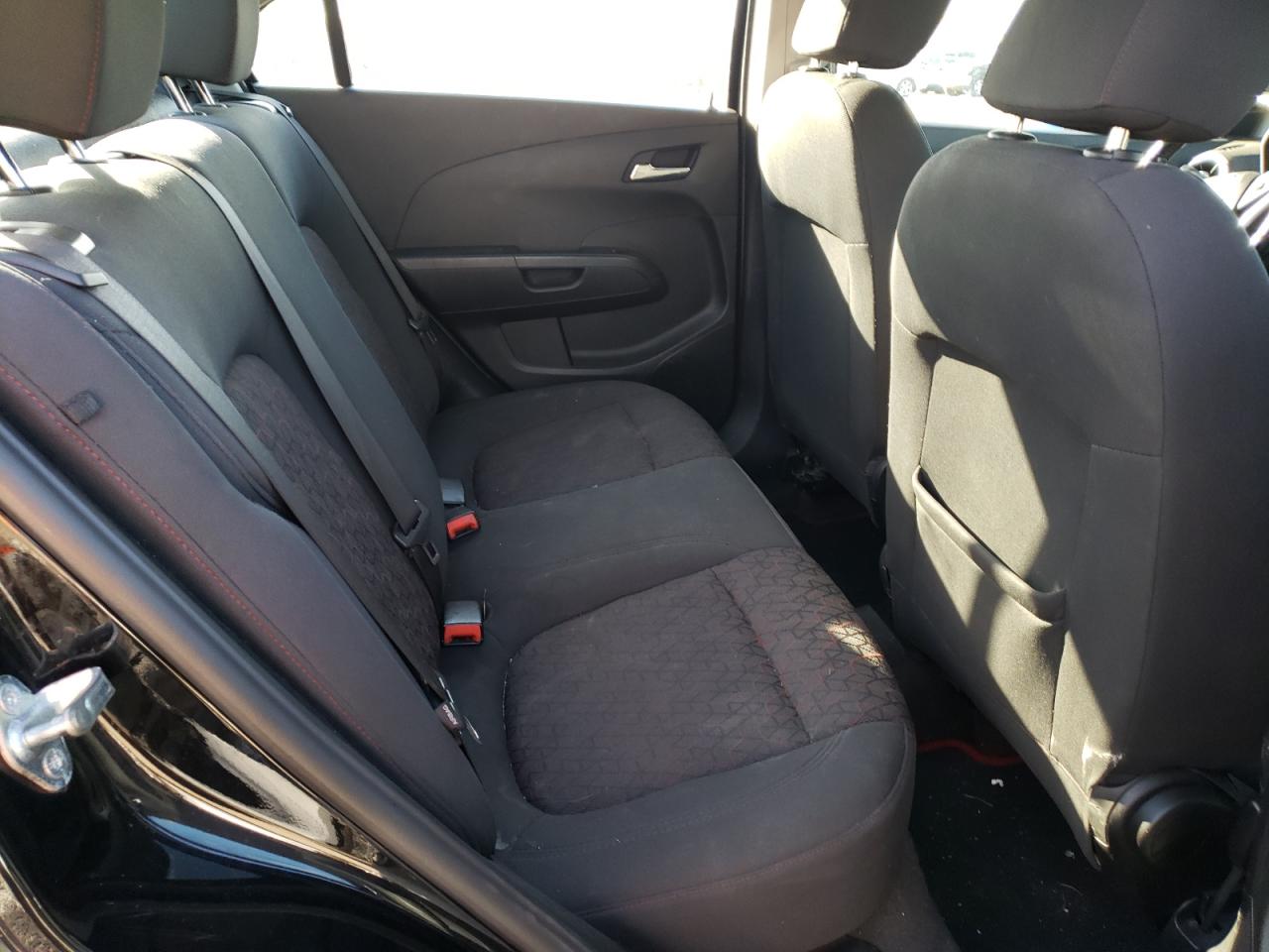 Photo 6 from auction – 2017 CHEVROLET SONIC LT with VIN 1G1JD5SH0H4142631