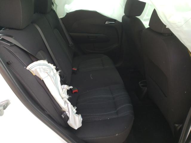 Photo 6 from auction – 2015 CHEVROLET SONIC LT with VIN 1G1JC6SH2F4153703