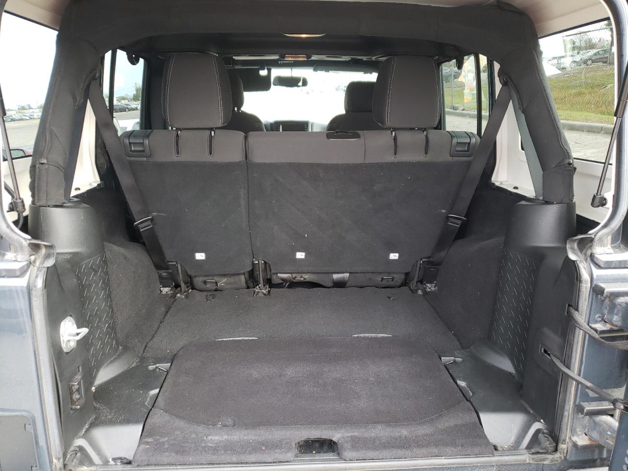 Photo 9 from auction – 2016 JEEP WRANGLER U with VIN 1C4BJWEG2GL345151
