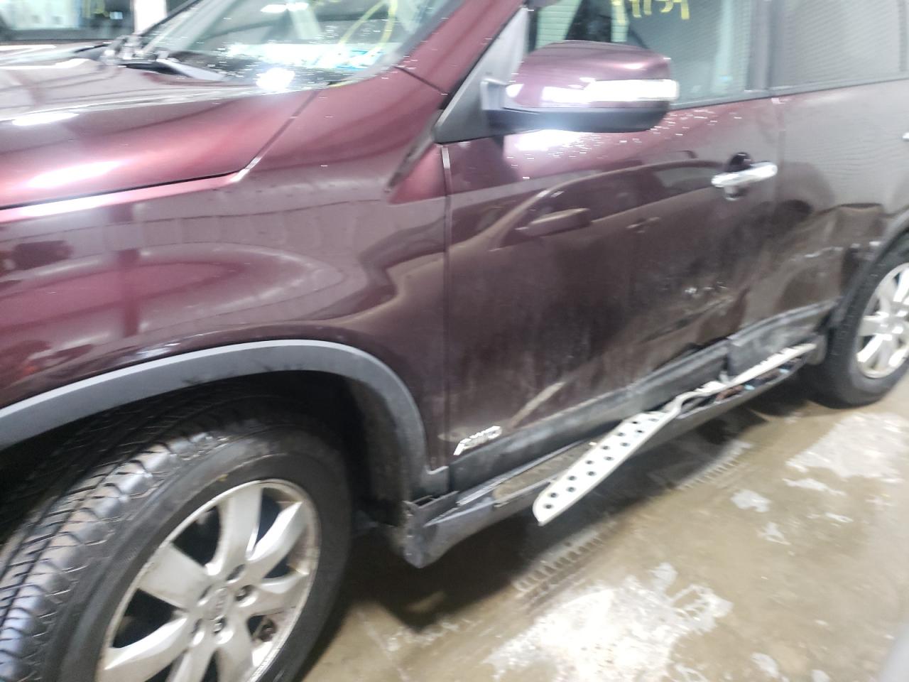Photo 9 from auction – 2011 KIA SORENTO BA with VIN 5XYKTCA19BG180617