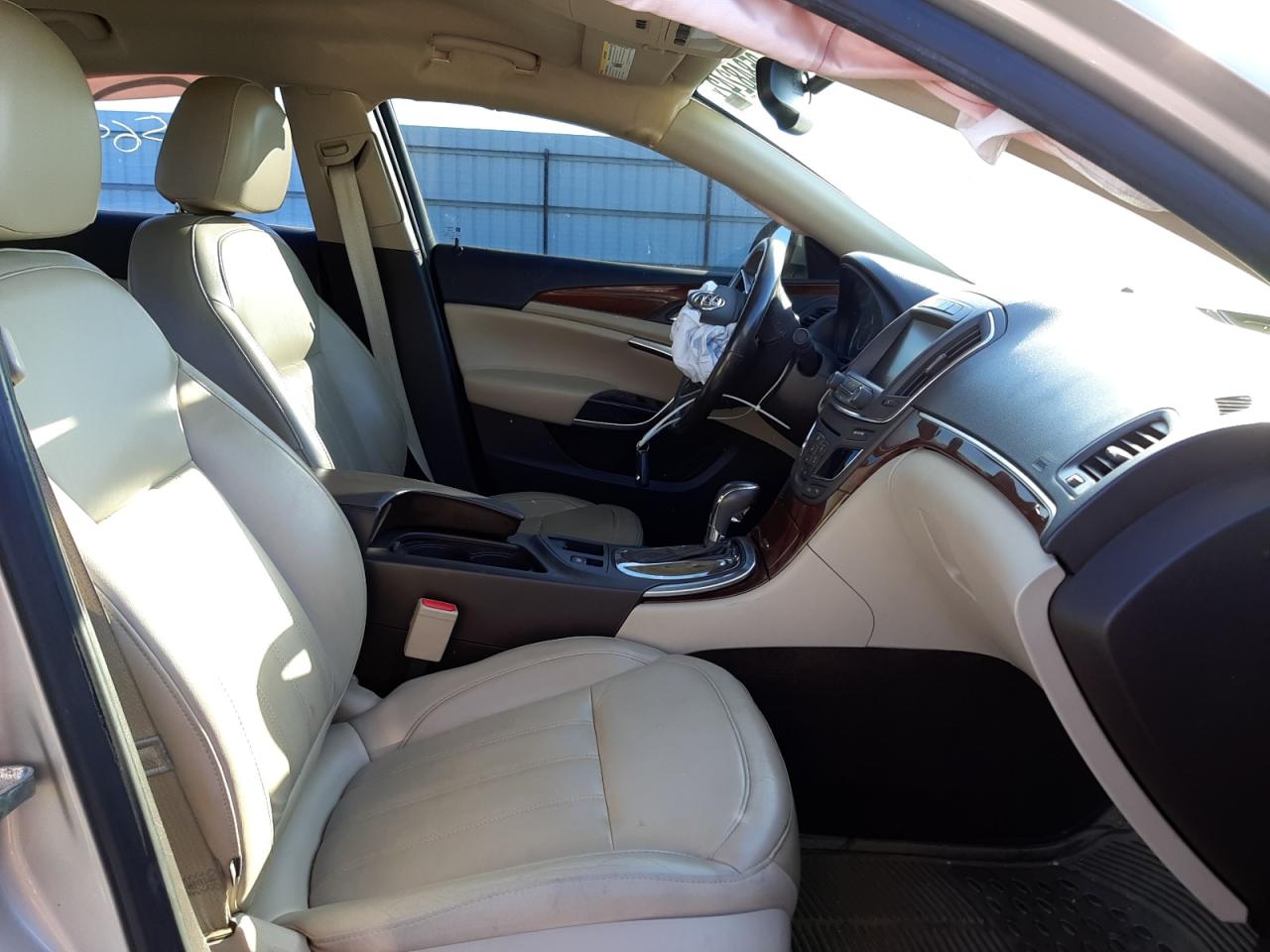 Photo 5 from auction – 2014 BUICK REGAL PREM with VIN 2G4GN5EX7E9285288