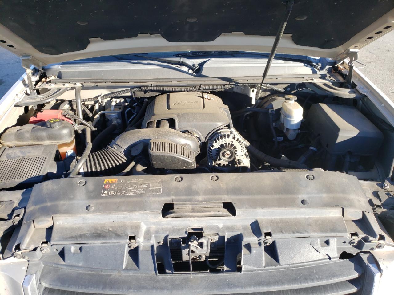 Photo 7 from auction – 2012 GMC YUKON SLE with VIN 1GKS1AE09CR107198