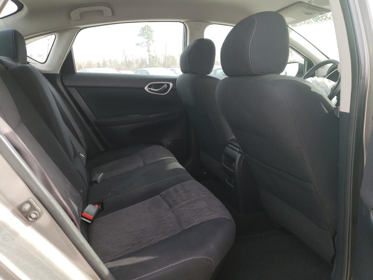 Photo 6 from auction – 2015 NISSAN SENTRA S with VIN 3N1AB7AP9FL634280