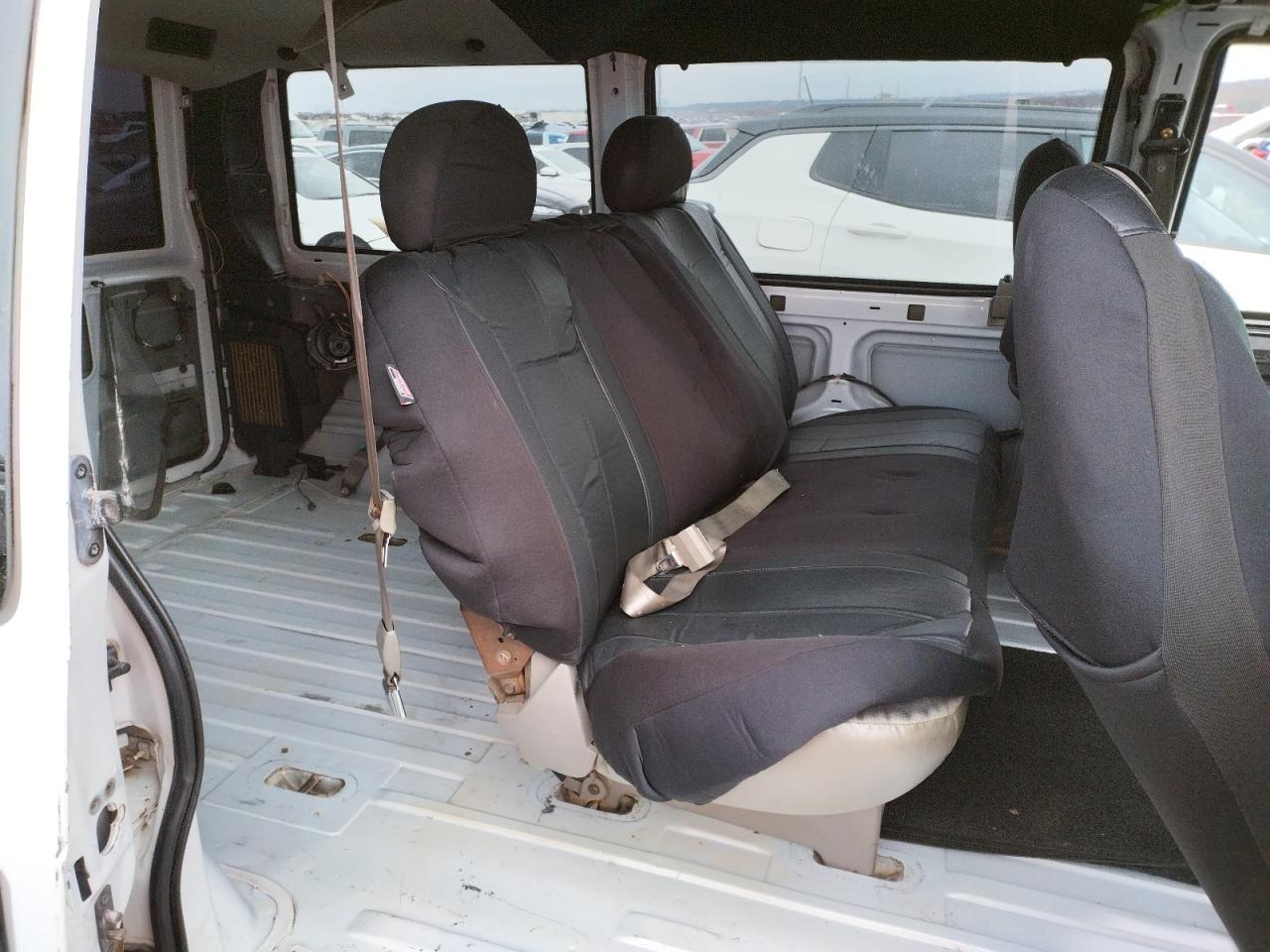 Photo 6 from auction – 2002 CHEVROLET ASTRO with VIN 1GNDM19X72B104818