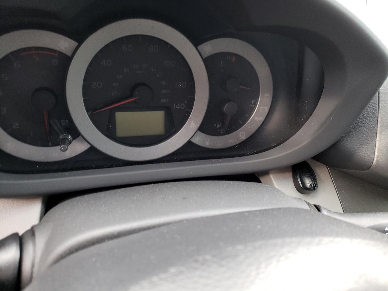 Photo 8 from auction – 2011 TOYOTA RAV4 with VIN 2T3BF4DV6BW146566
