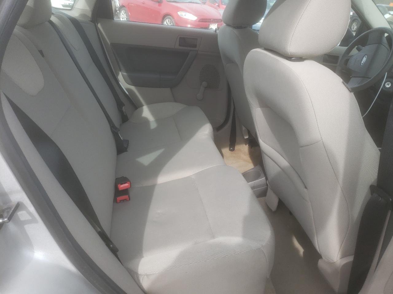 Photo 6 from auction – 2009 FORD FOCUS S with VIN 1FAHP34N69W211998