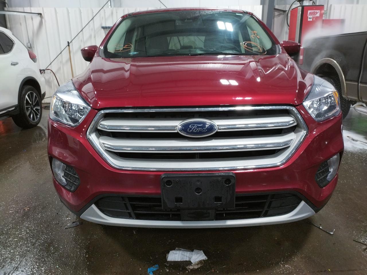 Photo 9 from auction – 2019 FORD ESCAPE SE with VIN 1FMCU9GD7KUA05752