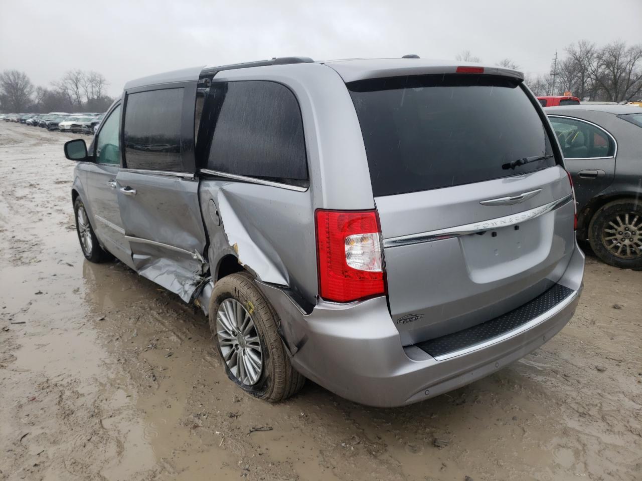 Photo 3 from auction – 2014 CHRYSLER TOWN & COU with VIN 2C4RC1CG8ER365357