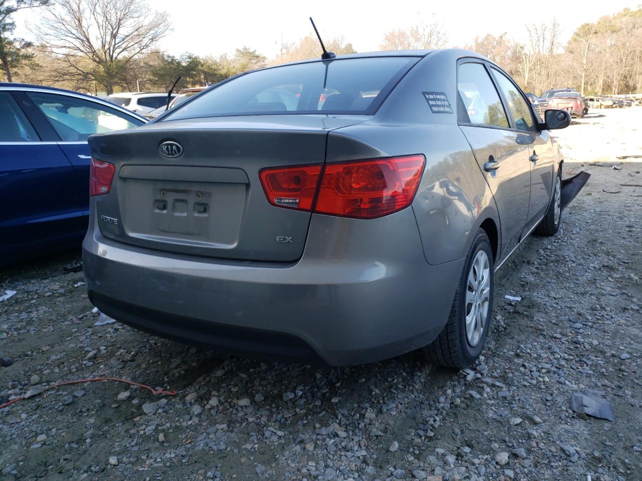 Foto 4 de la subasta – 2012 KIA FORTE EX con VIN KNAFU4A23C5594156