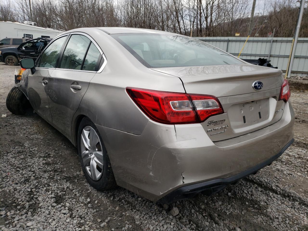 Photo 3 from auction – 2018 SUBARU LEGACY 2.5 with VIN 4S3BNAA62J3013481
