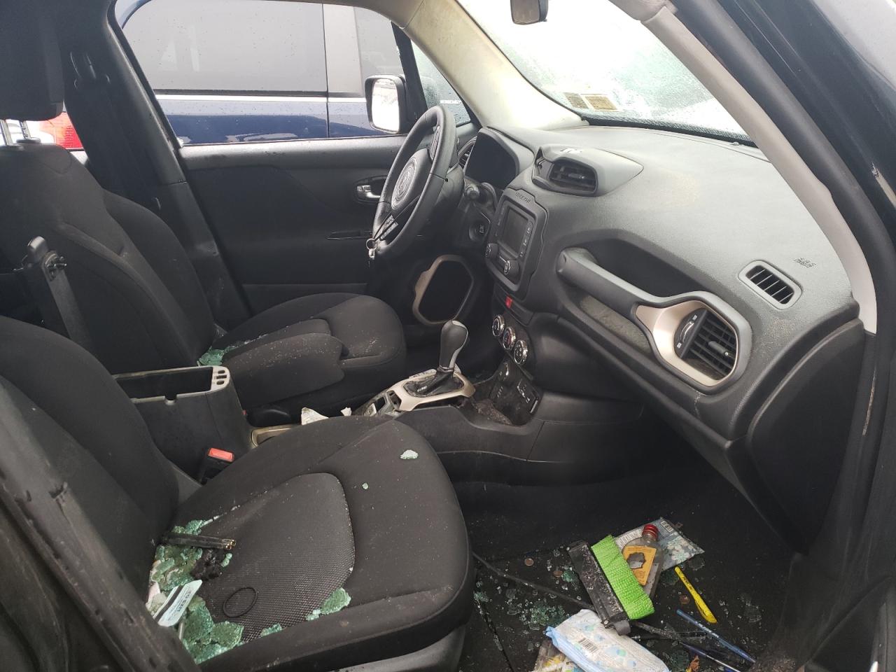 Photo 5 from auction – 2017 JEEP RENEGADE S with VIN ZACCJBAB7HPE98581