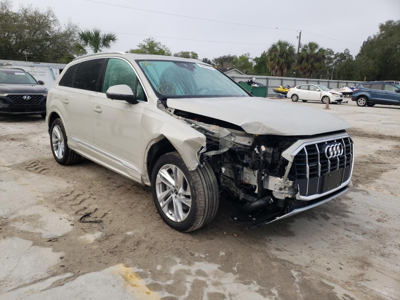 AUDI Q7 PREMIUM 2021 with VIN WA1LJAF70MD036686 - Photo from auction