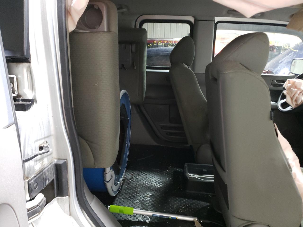 Photo 6 from auction – 2009 HONDA ELEMENT EX with VIN 5J6YH28779L003525