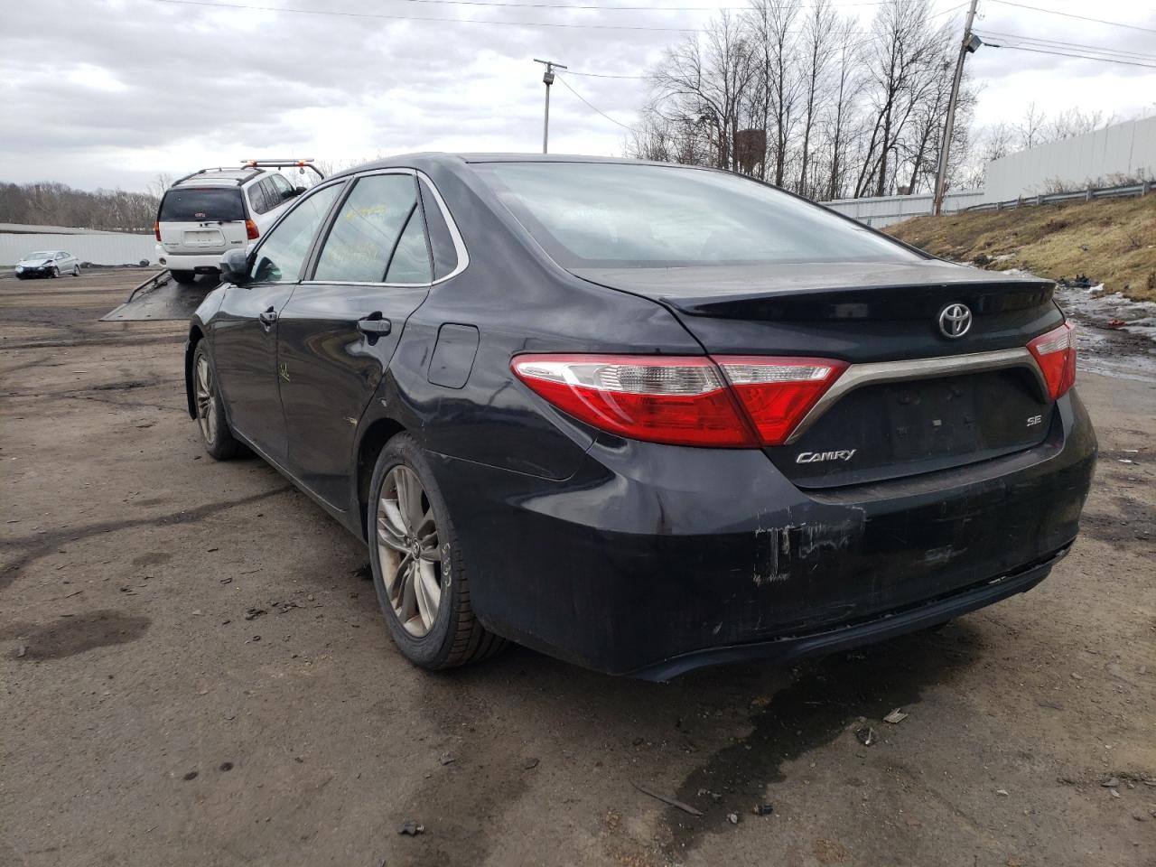 Photo 3 from auction – 2016 TOYOTA CAMRY- SE with VIN 4T1BF1FK0GU545796