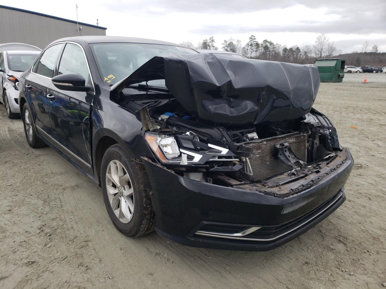 Photo 1 from auction – 2016 VOLKSWAGEN PASSAT S with VIN 1VWAS7A30GC024692